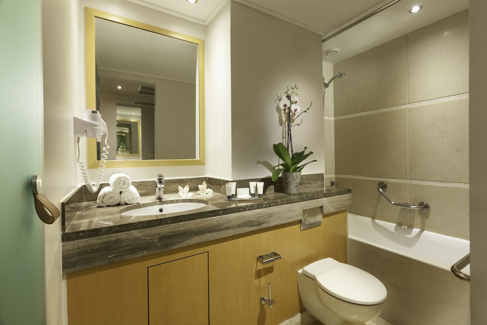 Central Athens hotel 27/29
