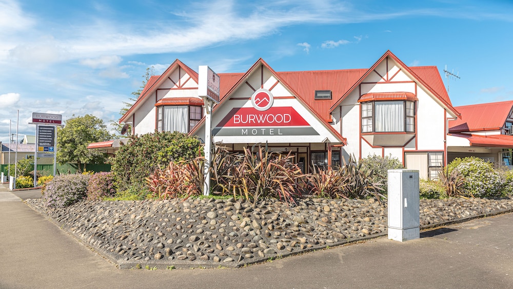 BURWOOD MANOR MOTEL 2/50