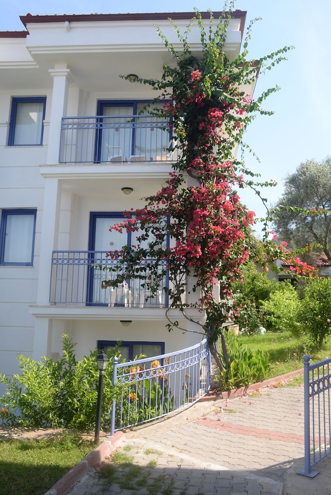 Belcekum Beach Hotel photo3