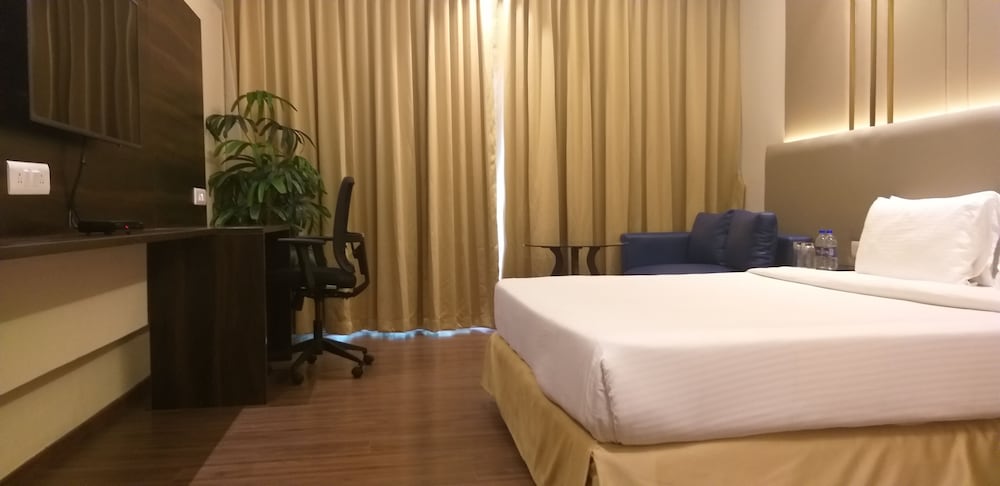 Goldfinch Hotel Bangalore 32/66