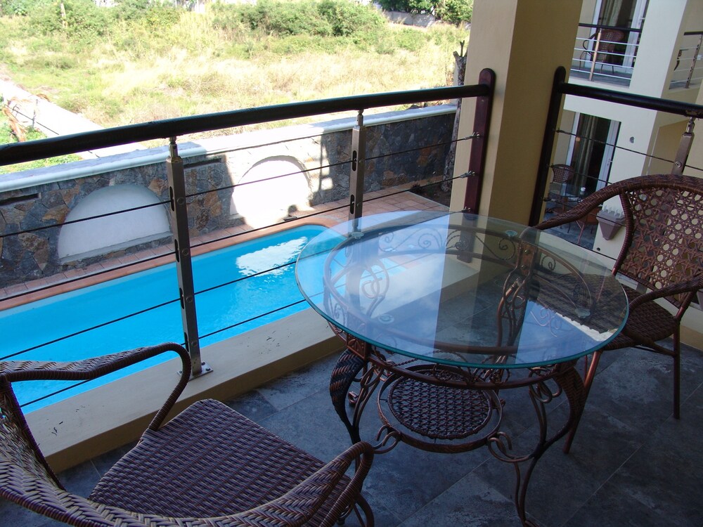 Villa Narmada 5/68