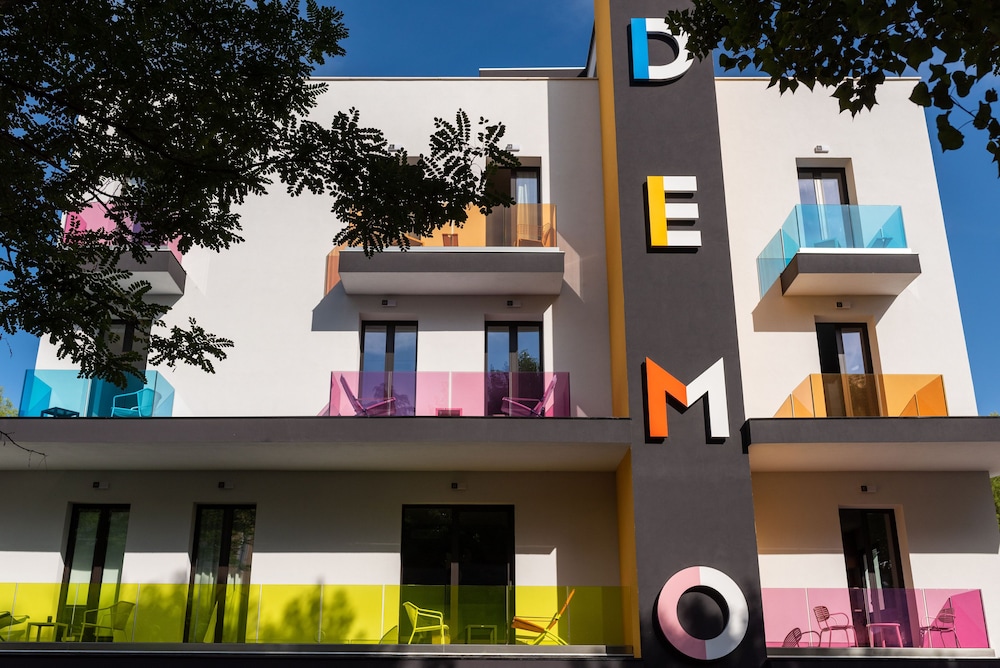 Demo Hotel Design Emotion 3/50