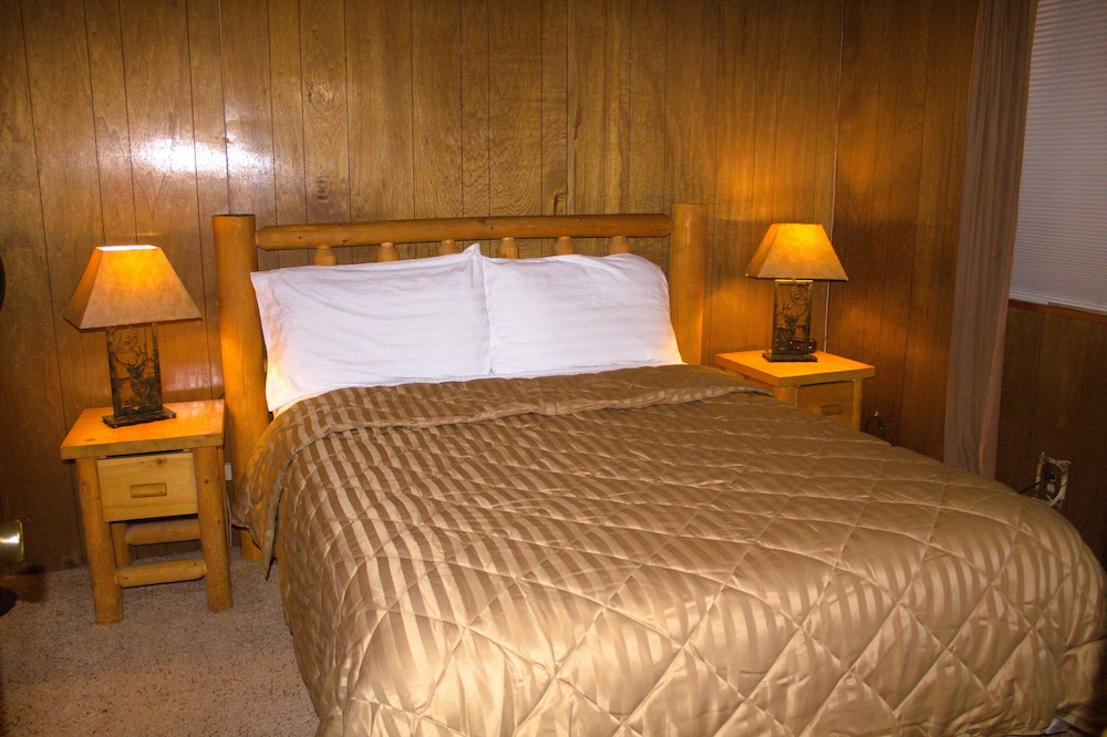 Goldmine Lodge 19/50