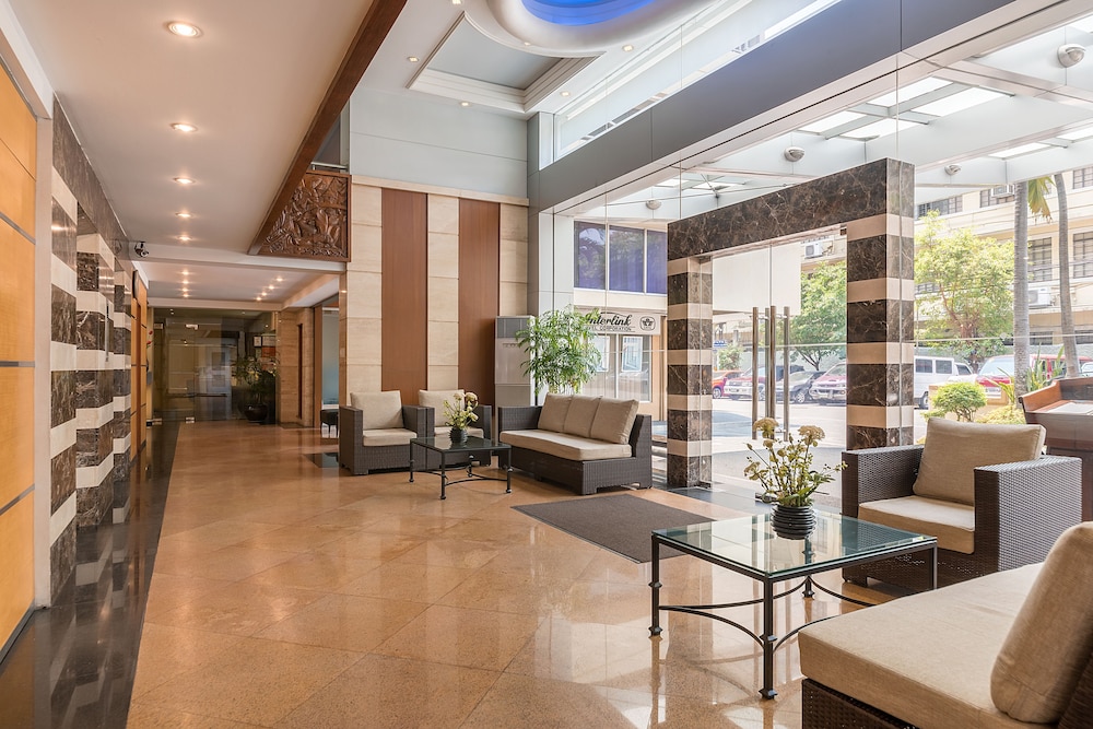 Tropicana Suites 41/74