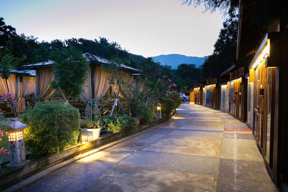 Grand Orchid Villa Resort 46/50