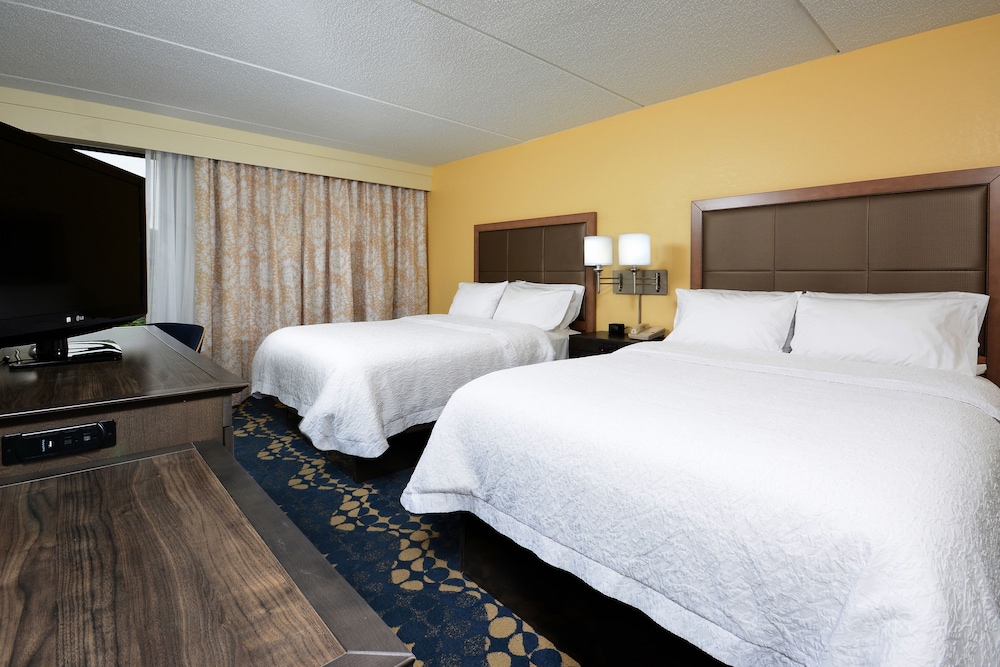Hampton Inn Roxboro 12/47