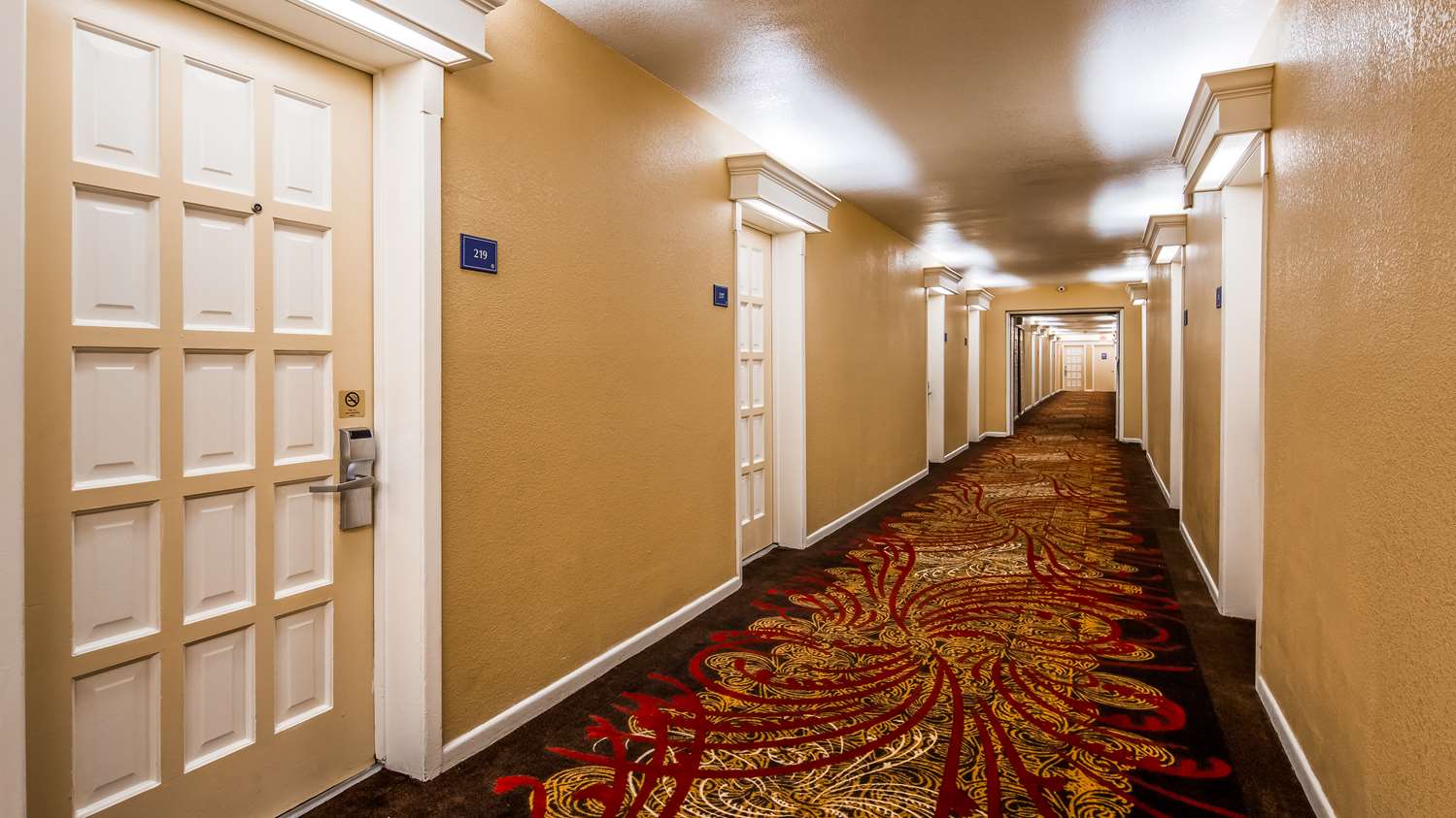 Motel6 Dallas, TX - Downtown 25/28