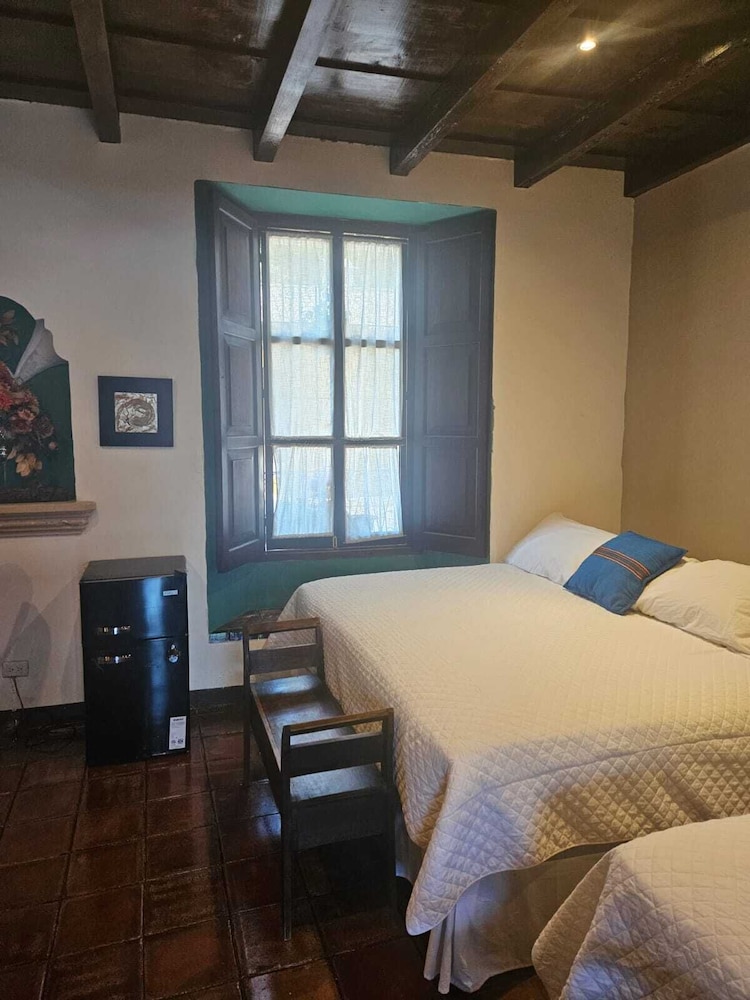 Hotel Monasterio 35/65