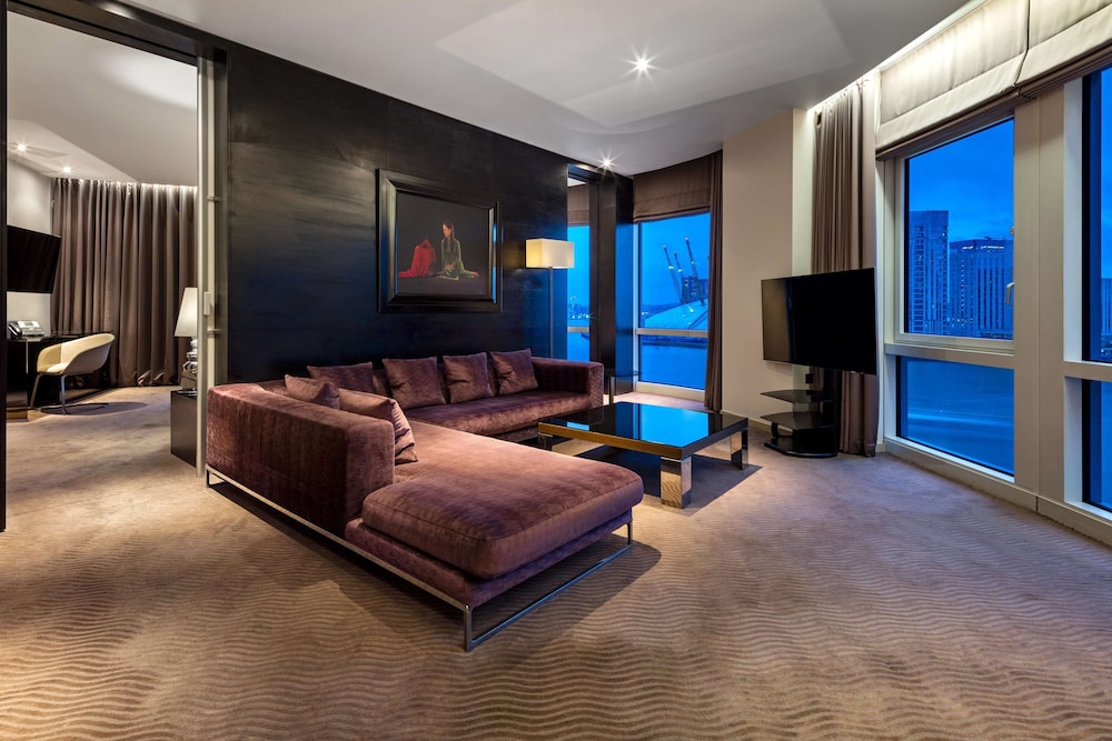 Radisson Blu Hotel, London Canary Wharf East 52/74