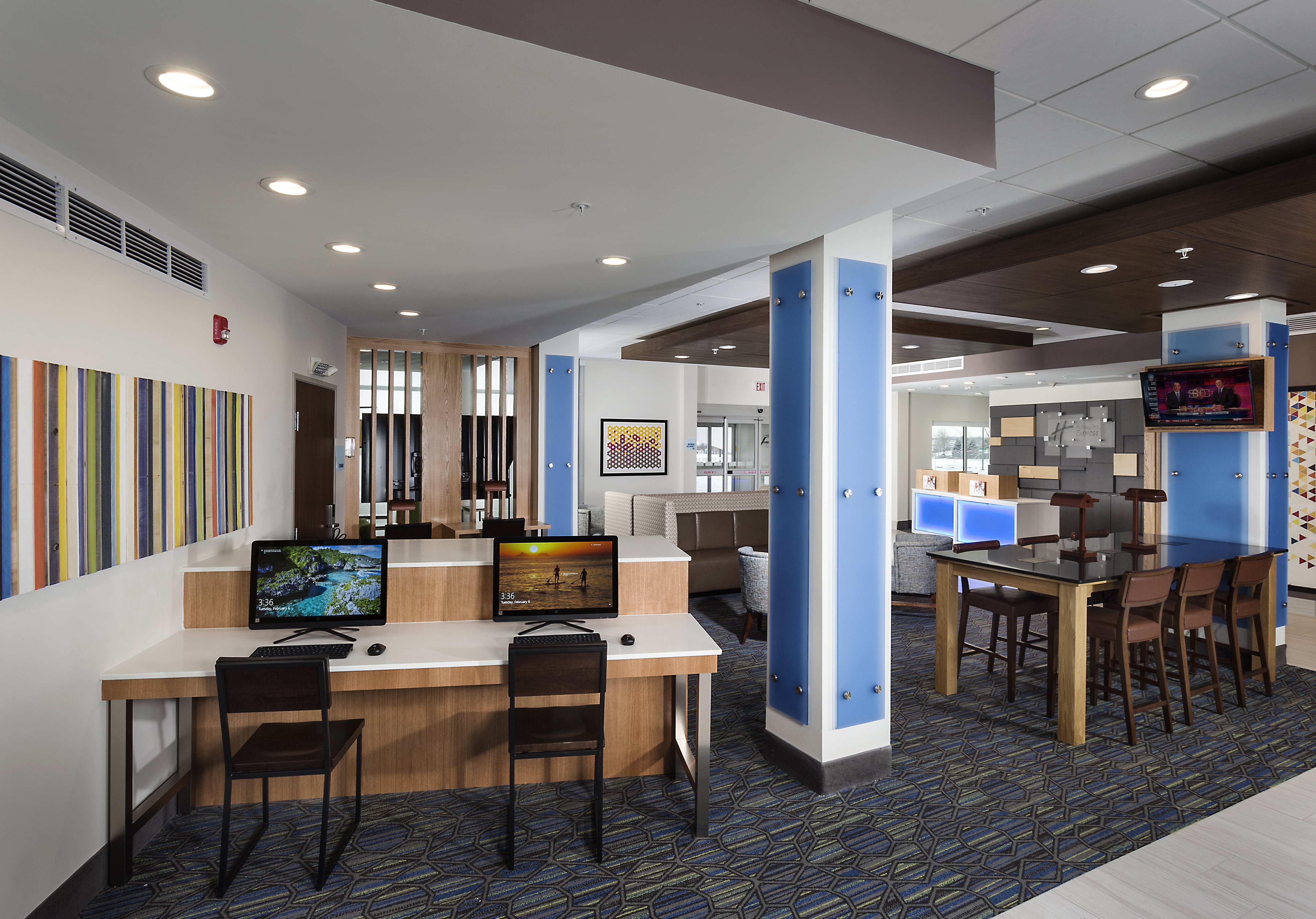 Holiday Inn Express Suites West Des Moines Jordan Creek 28/43