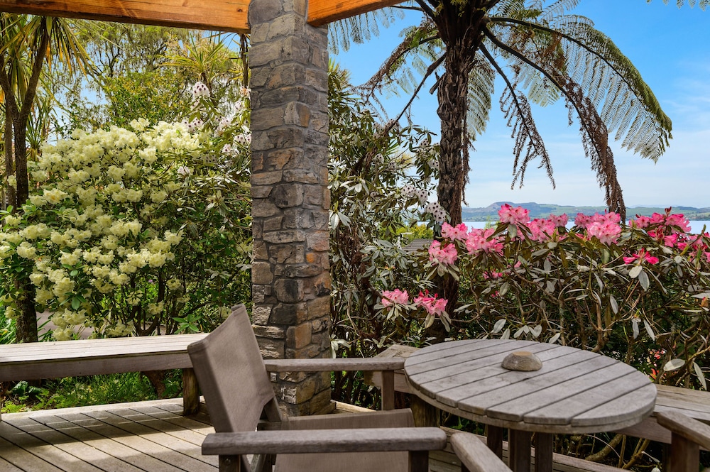 Koura Lodge 38/63