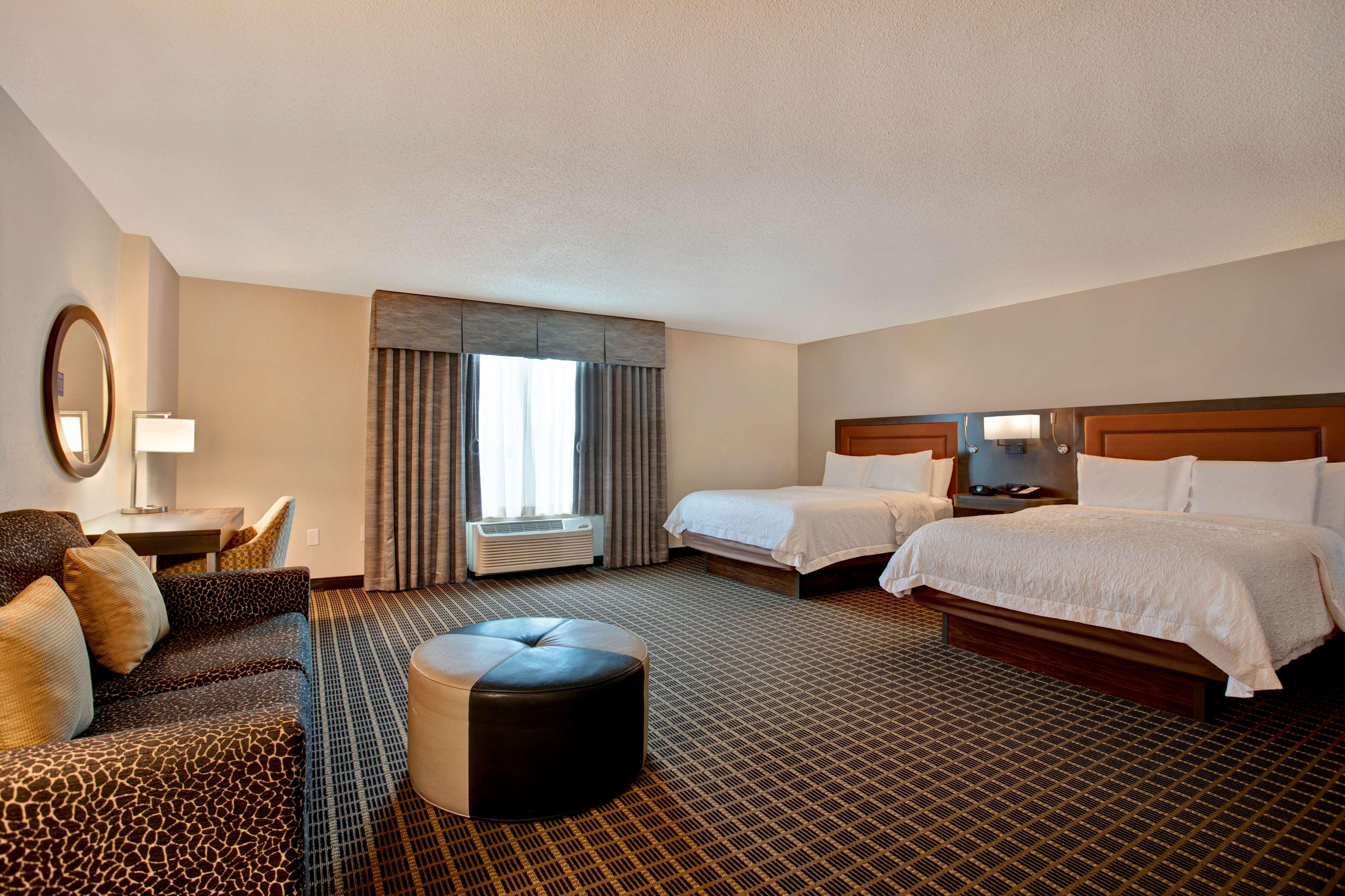 SUITE, 2 QUEEN BEDS, ACCESSIBLE