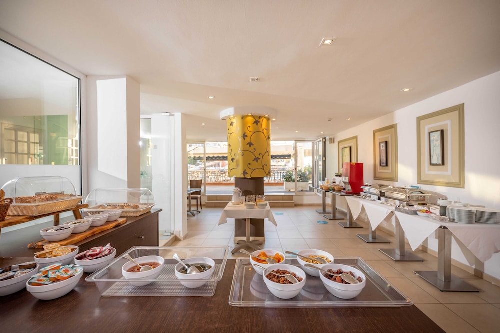 Kitro Beach Hotel 46/61