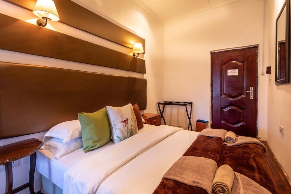 Ngoma Zanga Lodge 13/46