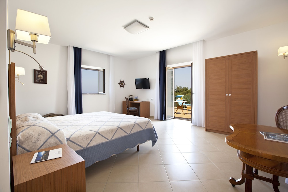 Villa Angelina 8/48