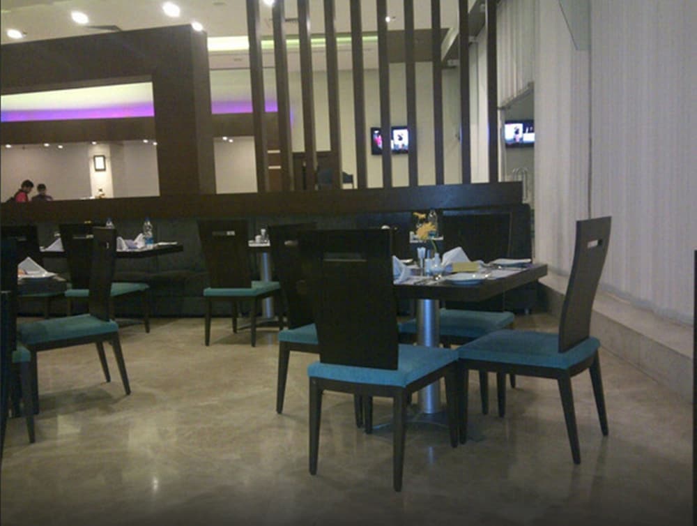 Royal Orchid Central Shimoga 38/52