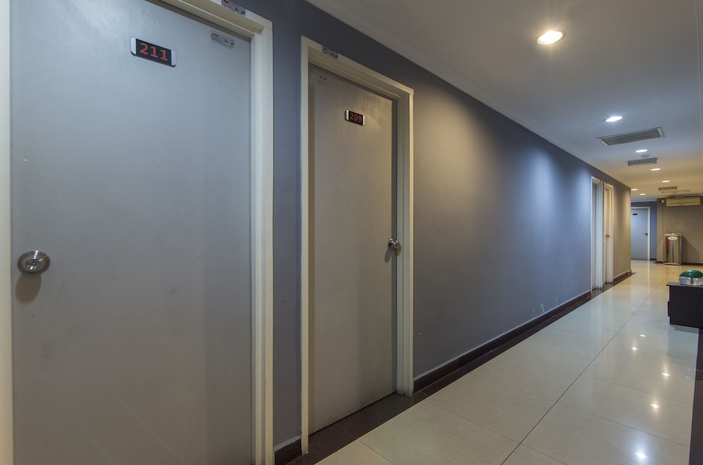 OYO 761 City Hotel 写真4