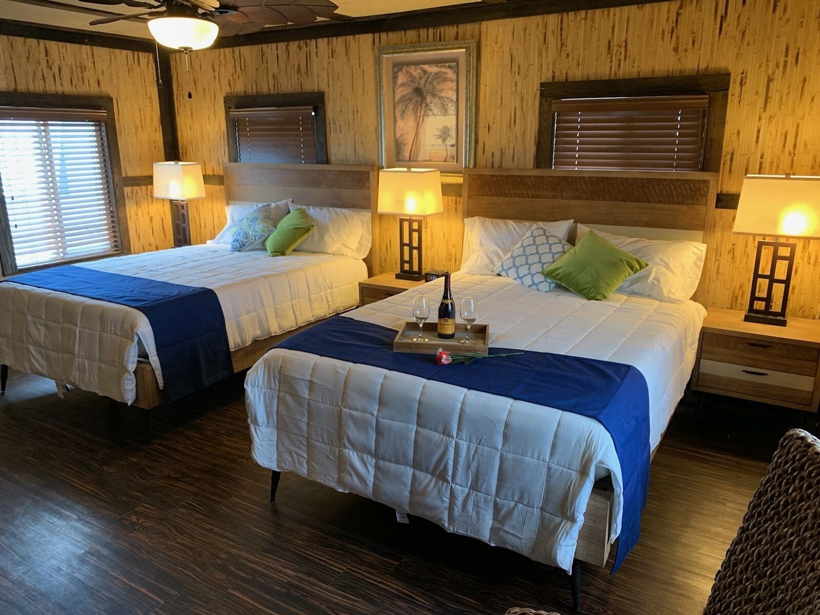 Efficiency, 2 Queen Beds