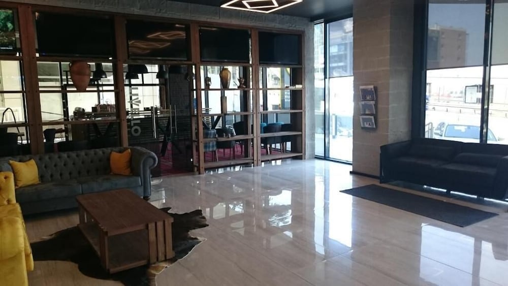 Livello Hotel 78/97