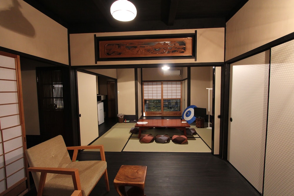 Brian Machiya Inn 12/26