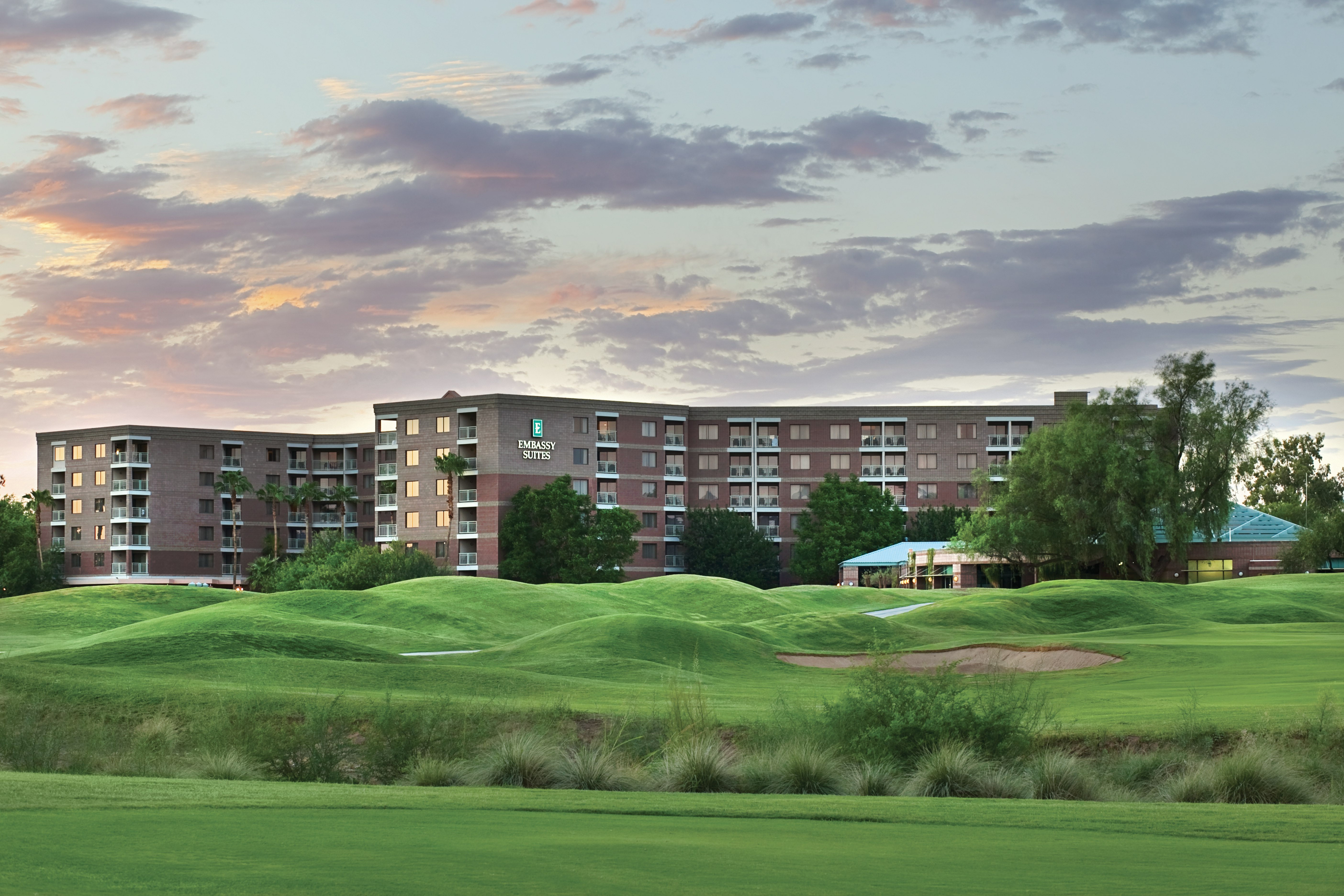 Embassy Suites by Hilton Phoenix Scottsdale 4/57