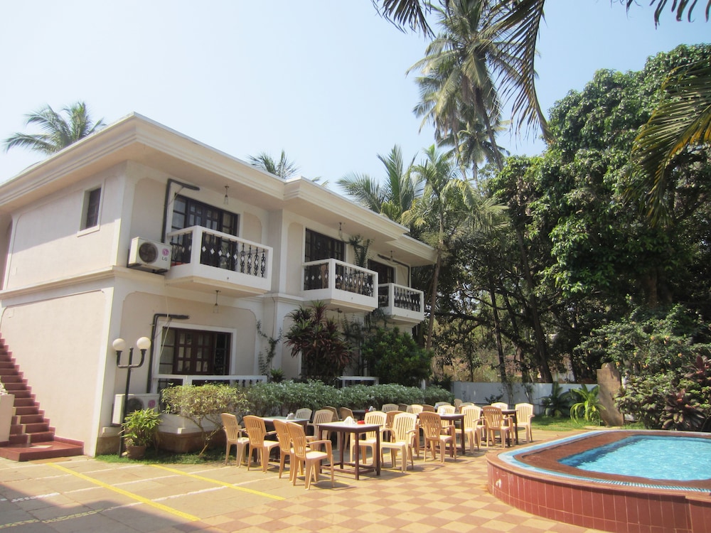 RIVERSIDE REGENCY RESORT 5/37