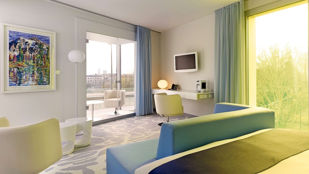art otel Cologne powered by Radisson Hotels 17/50