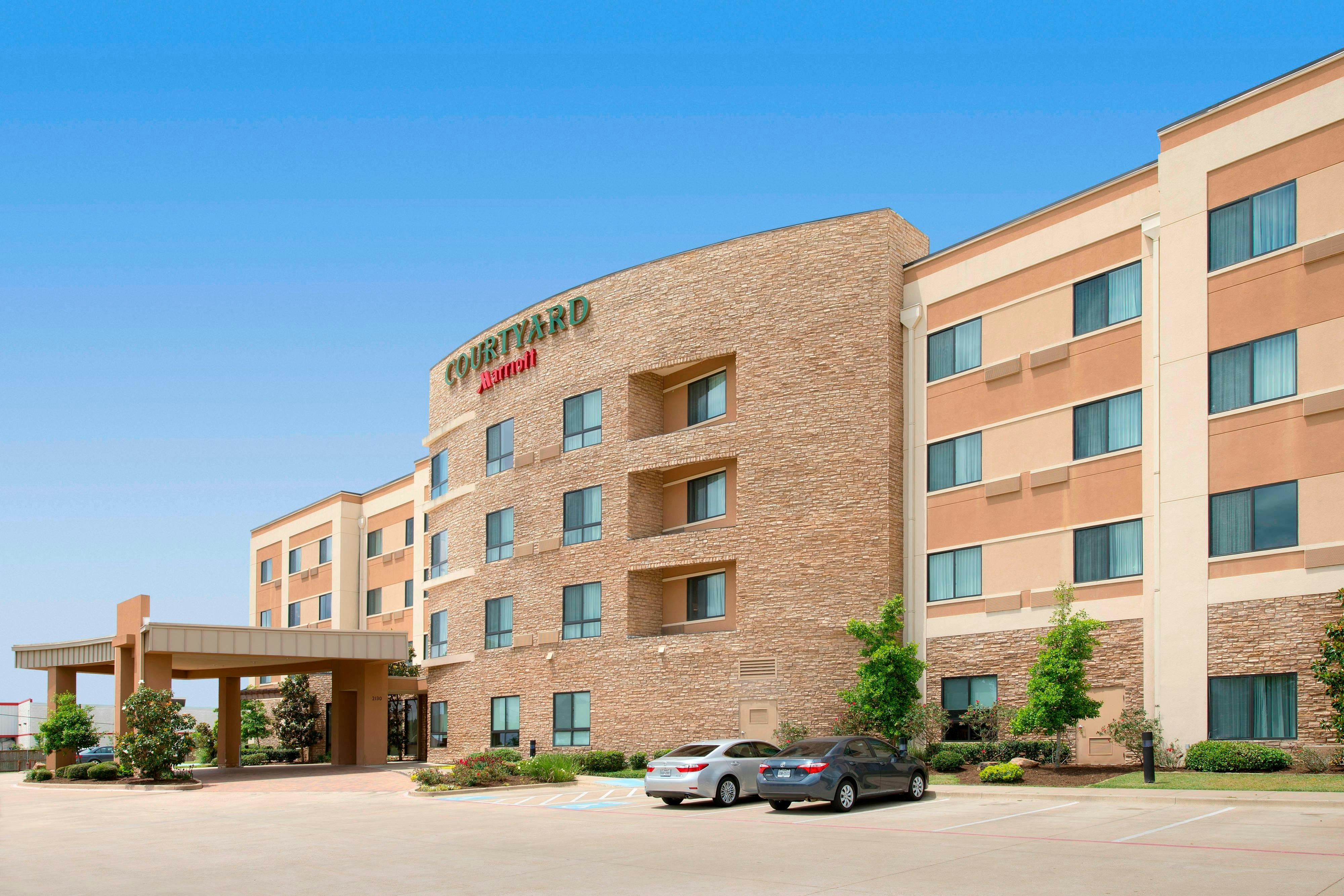 Courtyard Lufkin 45/47