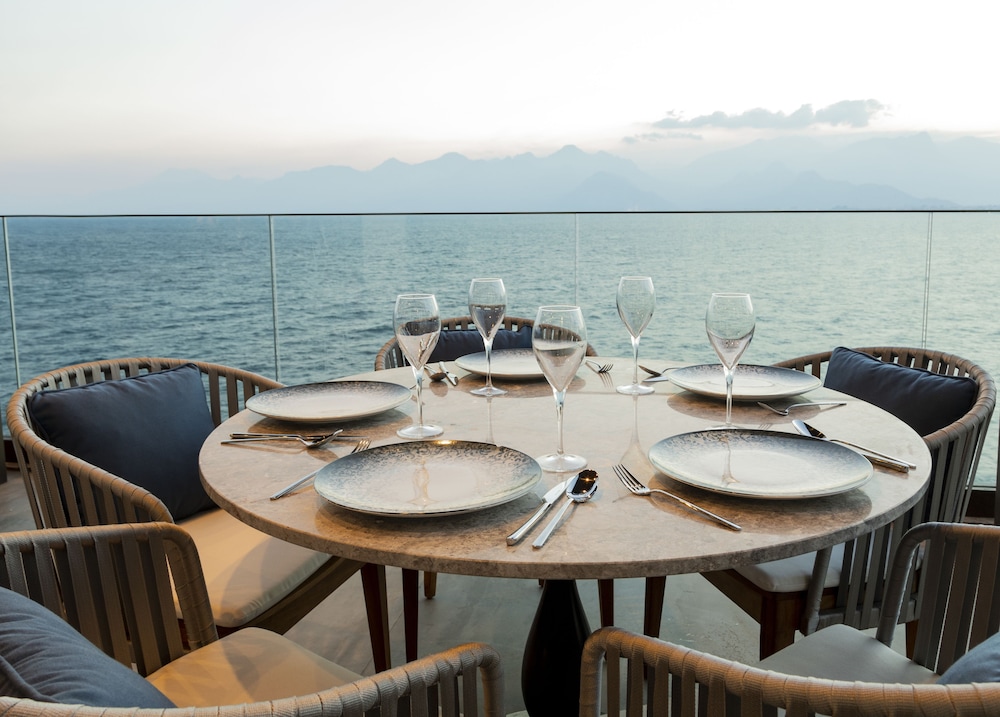 Perge Hotels - Adult Only 18 Plus 36/50