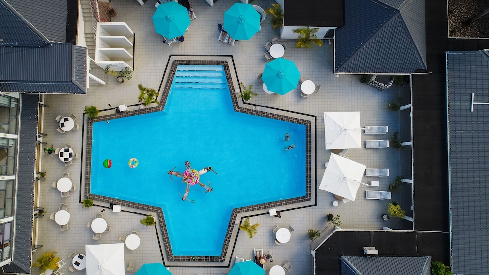 Muri Beach Club 43/67