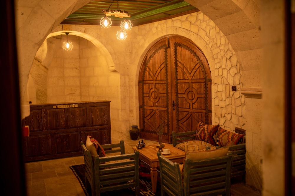 Pome Granate Cave Hotel 13/20