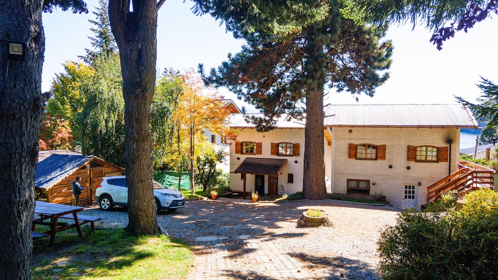 La Ponderosa Apart Hotel 43/50