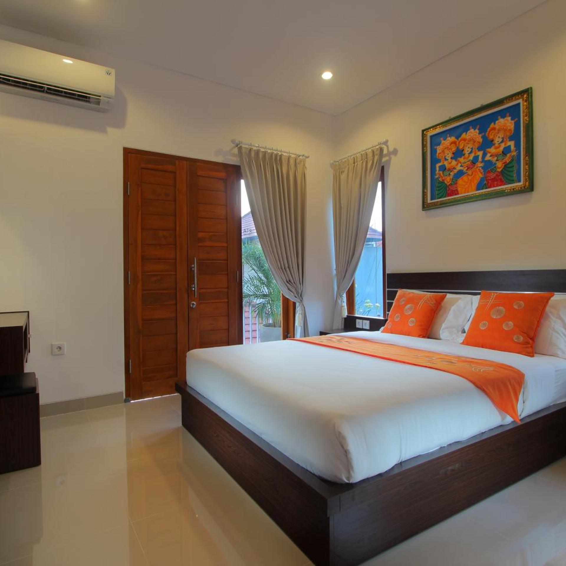 2 Bedrooms, Pool, Villa