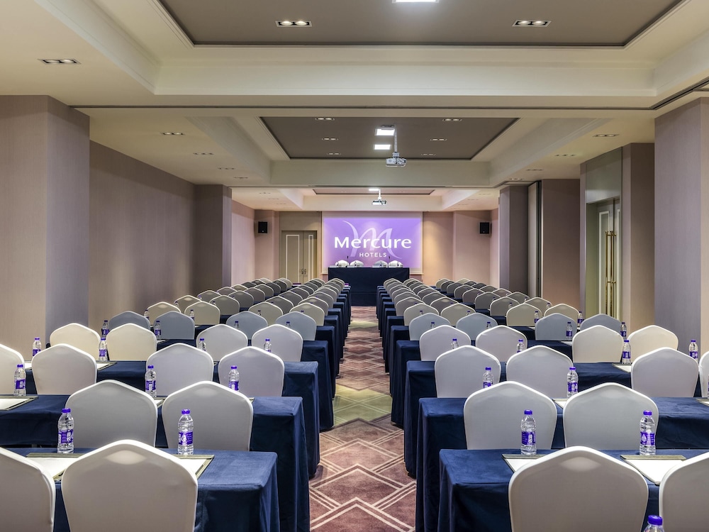 Mercure Hangzhou Xixi Future Tech City 52/59