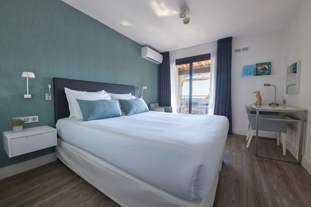 1 Bedroom, Comfort, Double Bed, Sea View, Balcony