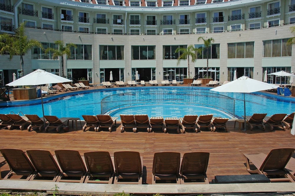 Meder Resort in KEMER