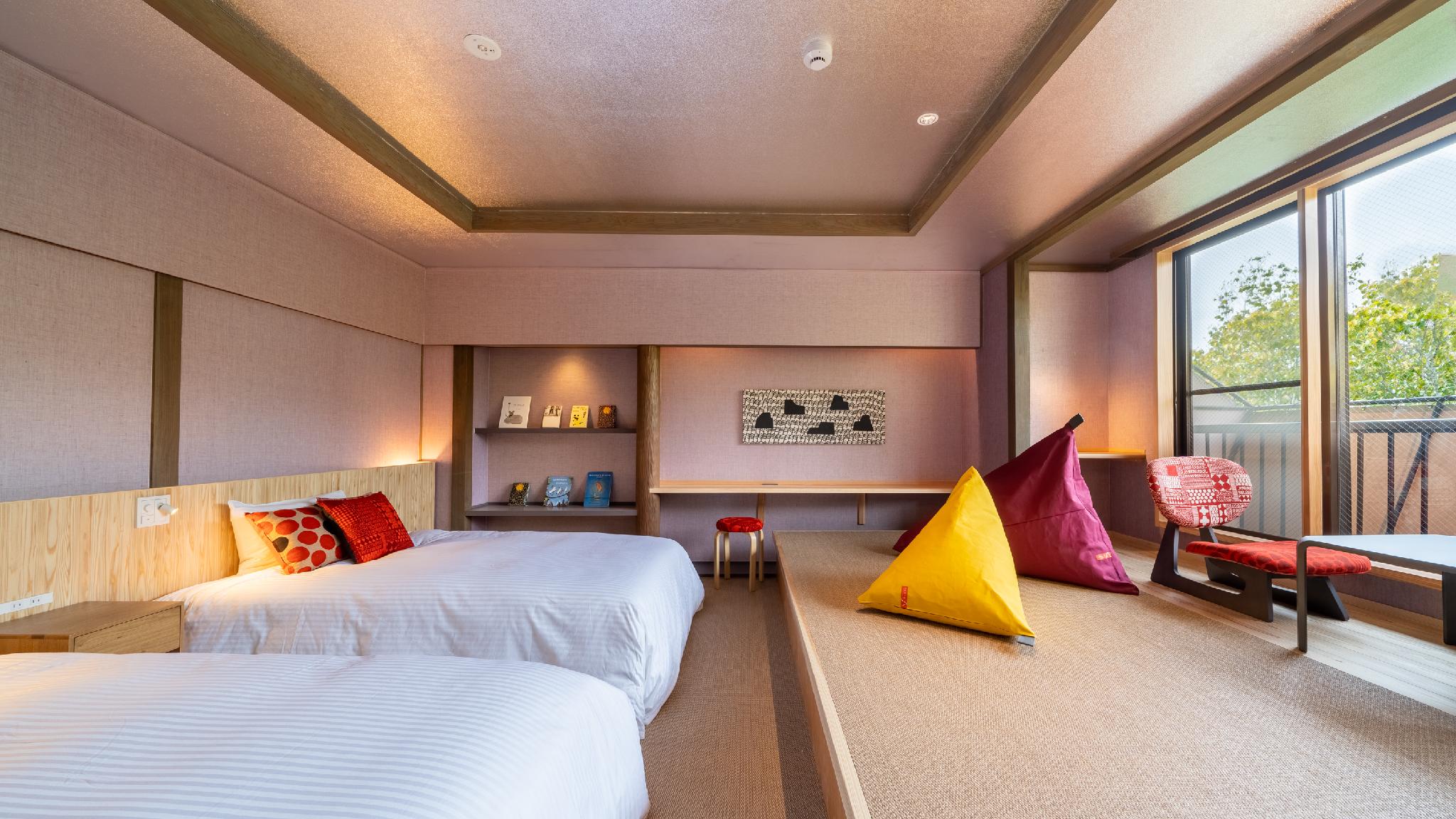 غرفة بسريرين منفصلين بإطلالة على الجبل، ENOKIYA RYOKAN 2/2