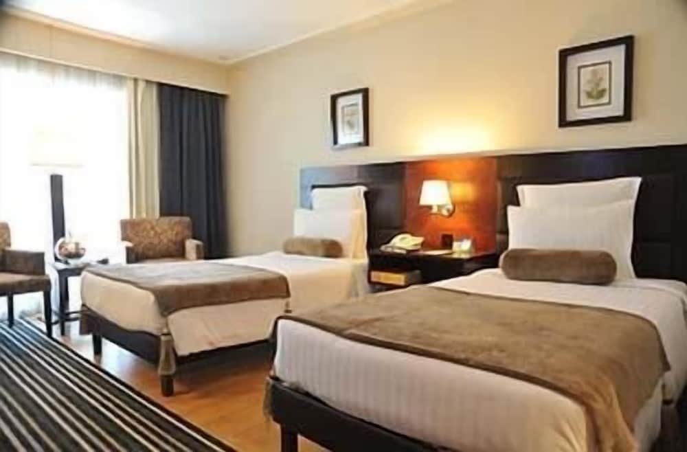 Pearl Continental Hotel Rawalpindi 13/50