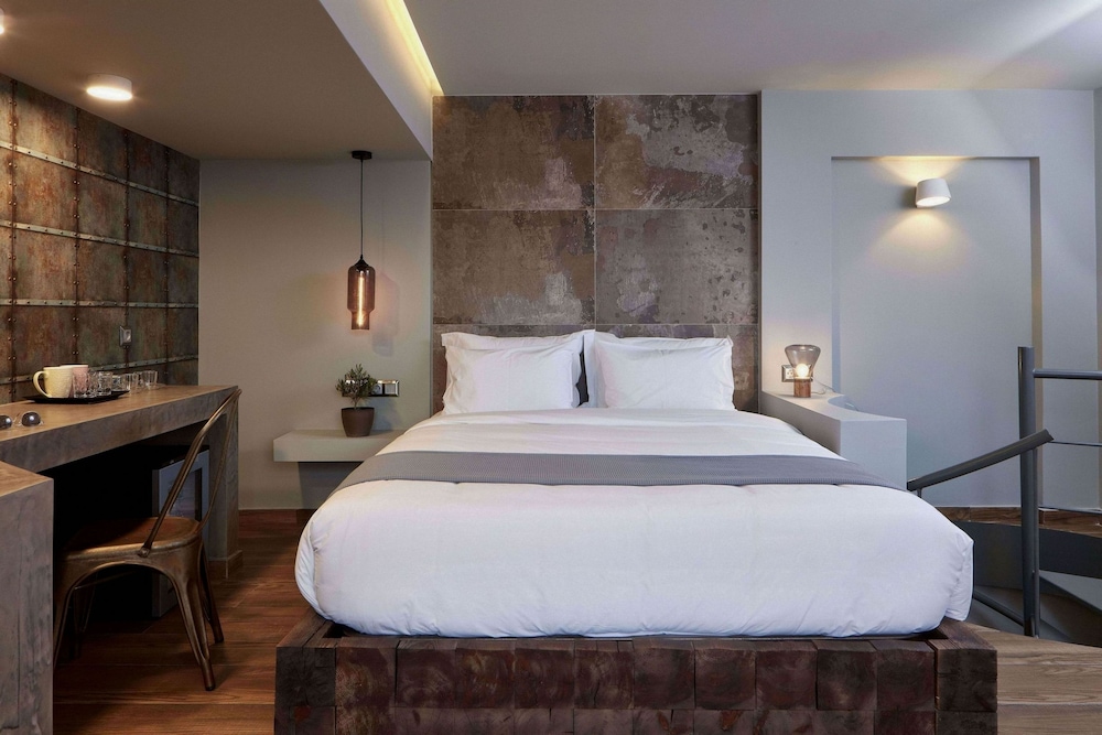 Loft, King Bed, Acropolis View, Terrace