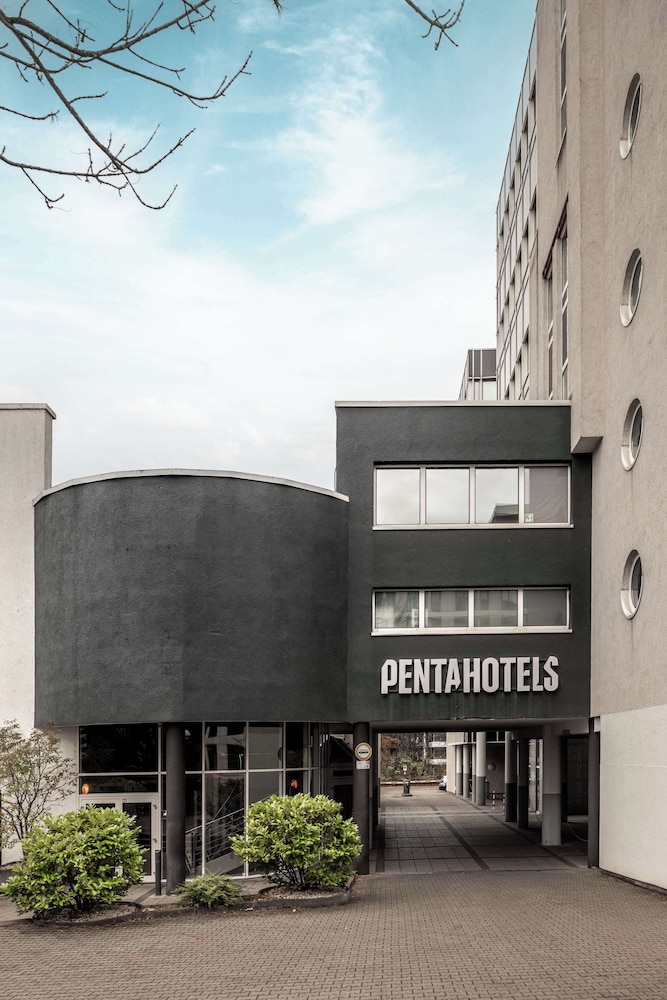 PENTAHOTEL WIESBADEN 57/58