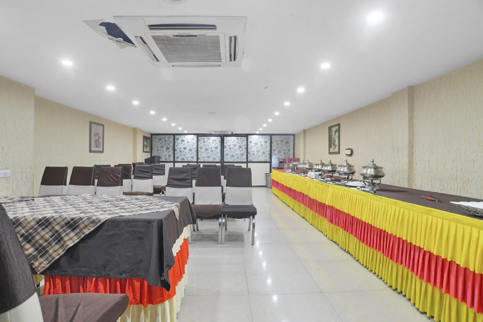 Super Townhouse Divya Palace 14/69