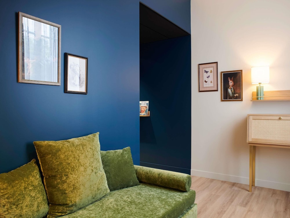 Square Lodge Hotel La Roche sur Yon - Handwritten Collection 23/46