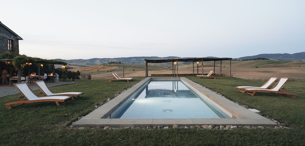LOCANDA IN TUSCANY 43/50
