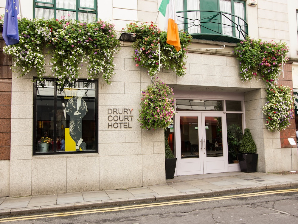 Drury Court Hotel 4/71