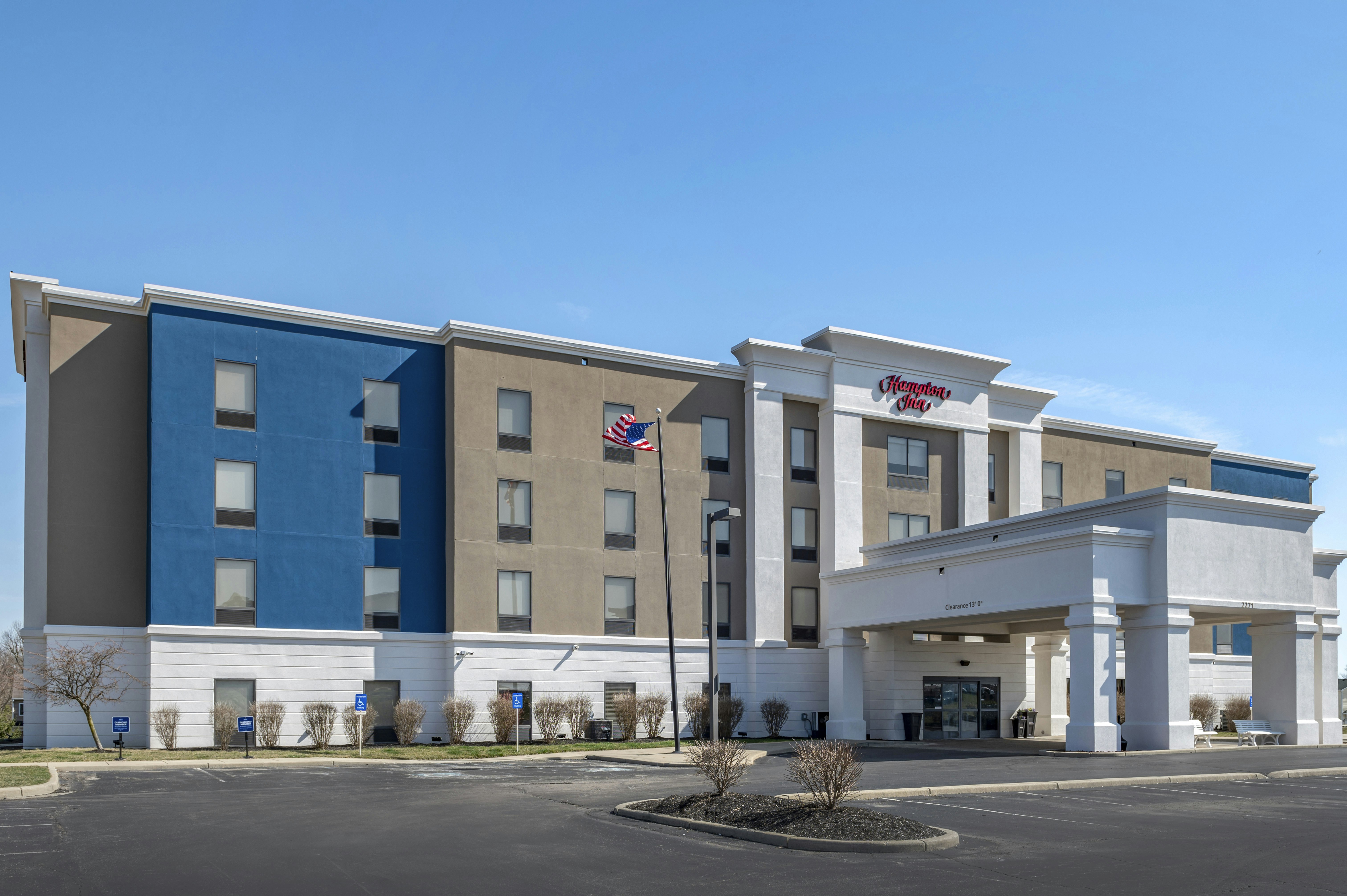 Hampton Inn Greenfield 33/36