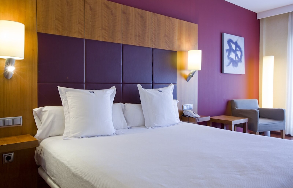 Hotel Num 17/53