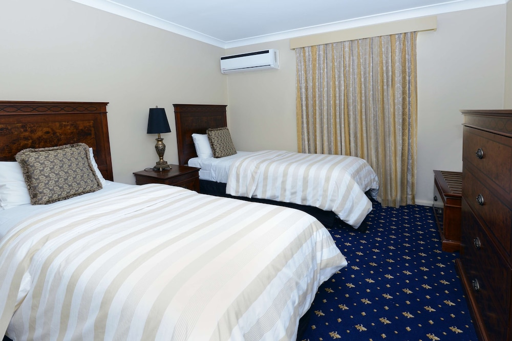 Rydges Armidale 18/50