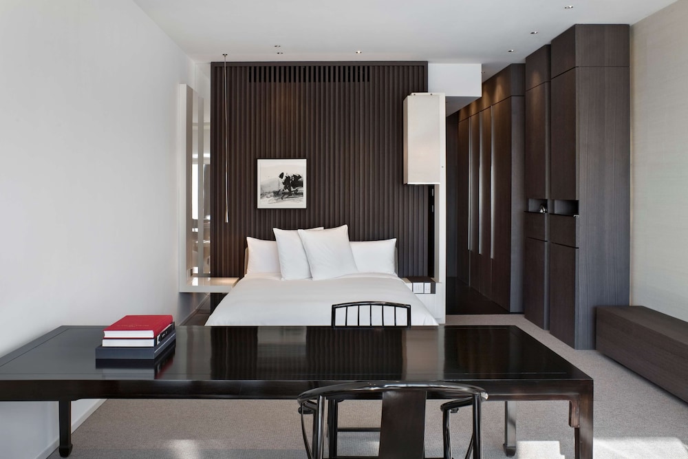 Park Hyatt Shanghai 20/68