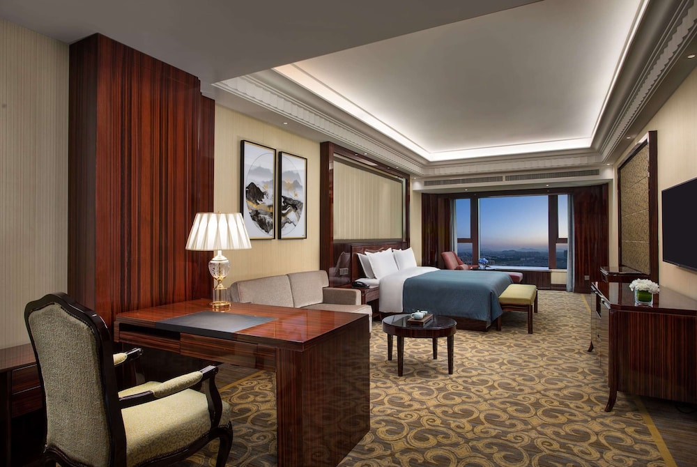 Wyndham Zhuji West 16/32