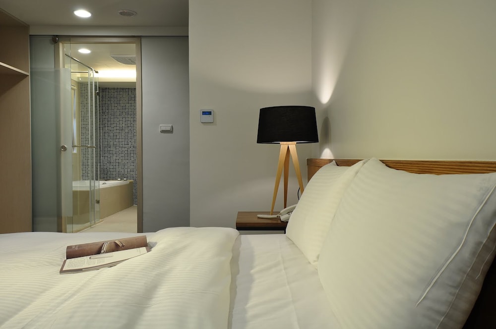 Sun Sweet Hotel 13/65